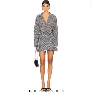 Oversized Shirt Flared Mini Dress in Large Houndstooth
Norma Kamali